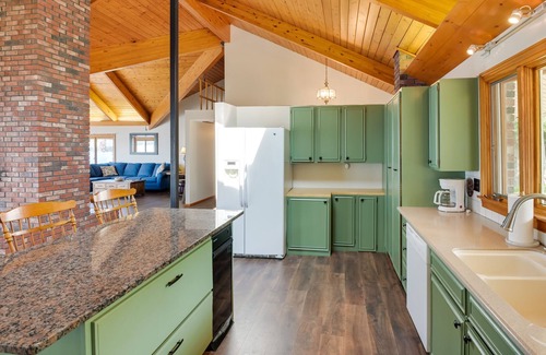 Sidney Casa | Waterfront Sidney Getaway w/ Private Dock!