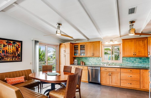 Little Torch Key Casa | Waterfront snowbird escape with private 40’ boat dock, amazing views & W/D