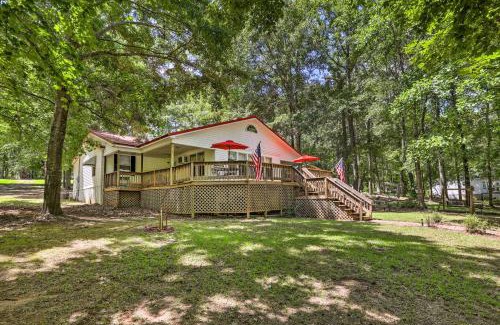 Hardwick Casa | Waterfront Sparta Gem with Fire Pit and Kayak!