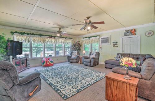 Hardwick Casa | Waterfront Sparta Gem with Fire Pit and Kayak!