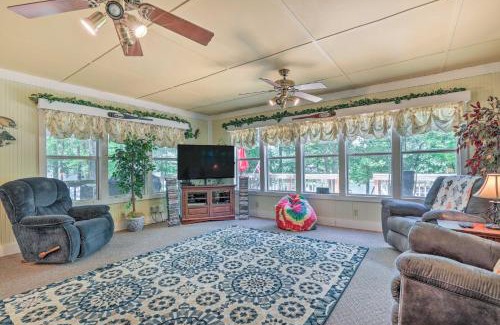 Hardwick Casa | Waterfront Sparta Gem with Fire Pit and Kayak!