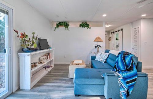 Fellowship Apartamento | Waterfront Studio with Dock Access in Inglis!