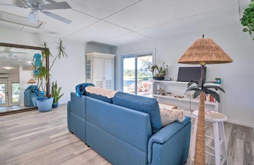 Fellowship Apartamento | Waterfront Studio with Dock Access in Inglis!
