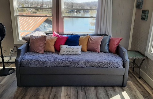 Marion Casa | Waterfront Tranquility with lots of extras!!!