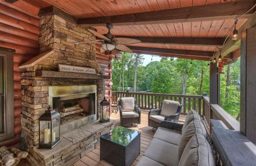 Lake Norman of Catawba Casa | Waterfront 1-Acre Private Dock Hot Tub Firepit Bankhead Lodge by AvantStay