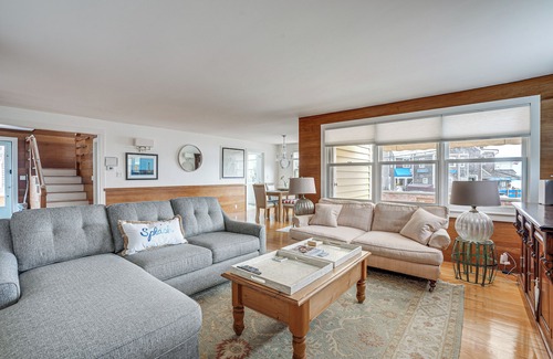 Marblehead Casa | Waterfront Views: Historic Marblehead Home