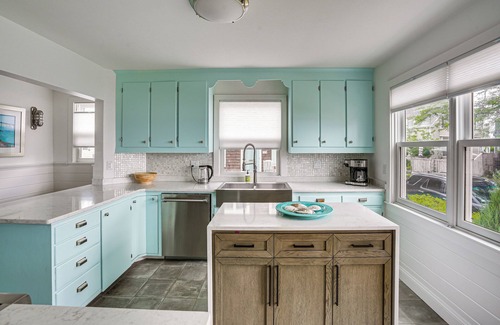 Marblehead Casa | Waterfront Views: Historic Marblehead Home