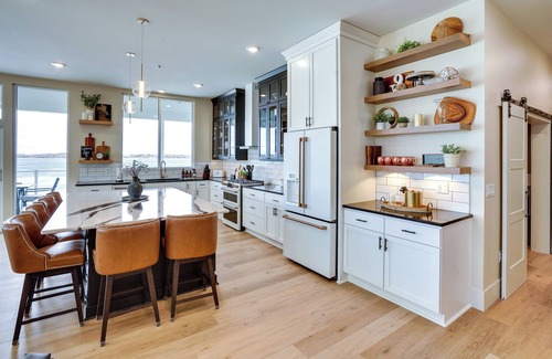 Watertown Condominio | Waterfront Watertown Condo w/ Patio & Pool Access!