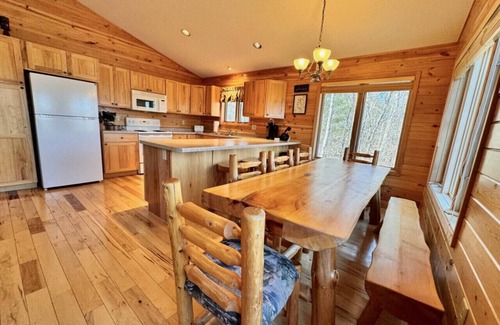 Webb Lake Casa | Waterfront Webb Lake UTV Snowmobile from your door