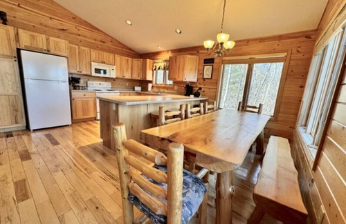 Webb Lake Casa | Waterfront Webb Lake UTV Snowmobile from your door