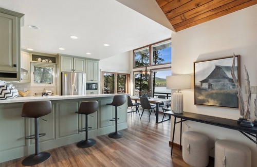 Whitefish Cabina | Waterfront Whitefish Lake Cabin | 3 Bed, 3 Bath