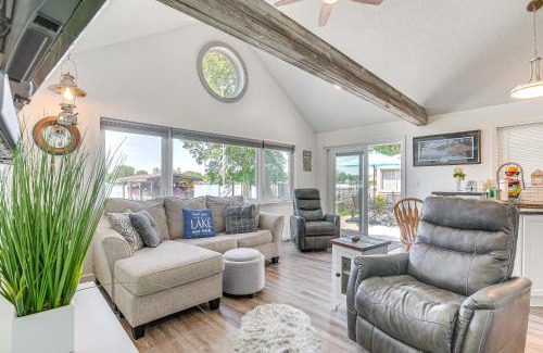 Saint Johns Casa | Waterfront with Boat Dock Retreat on Indian Lake