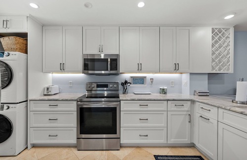 Boca Grande Condominio | Waterfrontl living at BG North 50, in Boca Grande with stunning Gulf views.