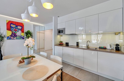 Gdansk City Center Apartamento | Waterlane Riverside - SPA, Pool, Gym & Parking by Downtown Apartments