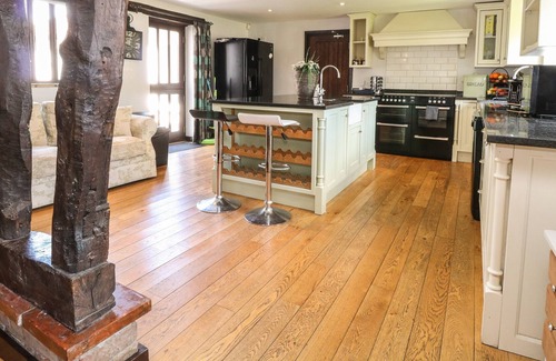 Hethel Cabaña | WATERLOO PLACE ALL UNITS, character holiday cottage in Banham
