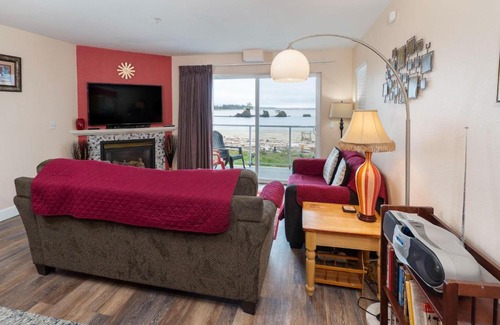 Lincoln City Casa | Waters Edge 207