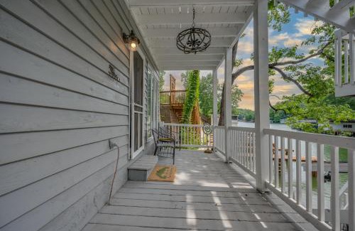 Lake Lure Casa | Waters Edge Hideaway Lakefront Pet Friendly