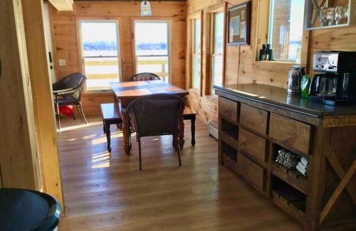 North Hero Cabaña | Waters Edge! Right on the Lake.