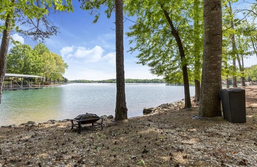 Seneca Casa | Waters Edge