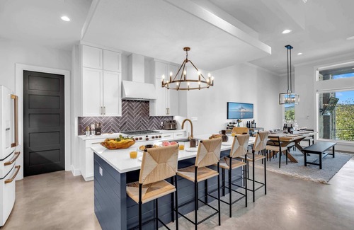 Burnet Casa | Waterside 508 | Concierge Services
