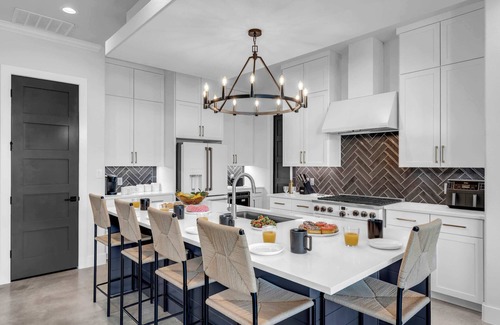 Burnet Casa | Waterside 508 | Concierge Services