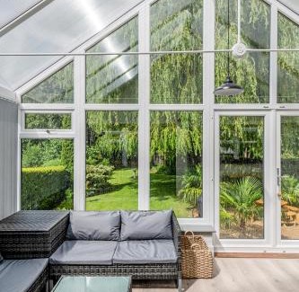Neatishead Casa | Waterside Cottage - Hot Tub, Mooring, Arcade, Bar