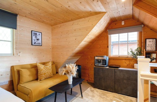 Leicester Apartamento | Waterside Edge with Hot Tub