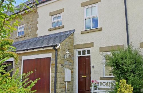 Warkworth Casa | Waterside