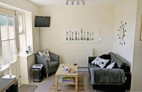Warkworth Casa | Waterside
