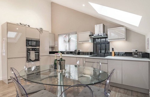 Rastrick Cabaña | Waterside Lodge Fifteen - UK36708