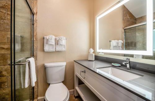 Key Largo Hotel | Waterside Suites and Marina
