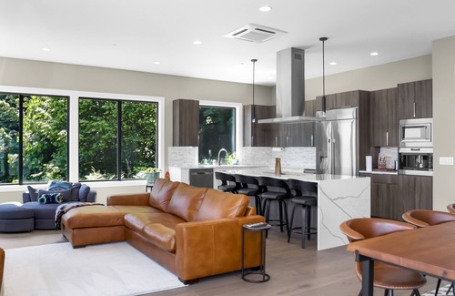 Tacoma Casa | Waterview Oasis 5 Bedroom 4 Bath