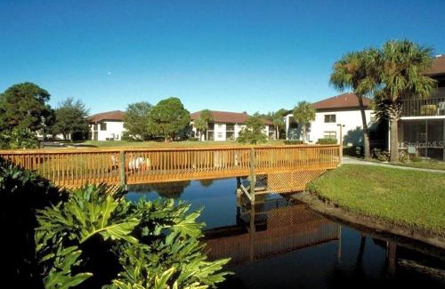 Trailer Estates Apartamento | Waterview Oasis Retreat, minutes to Anna Maria Island and IMG