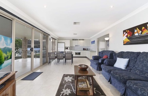 Blackwall Casa | Waterview Retreat @ Blackwall
