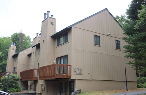 Waterville Valley Condominio | Waterville Valley Vacation Rental Condo with shared pool (WHK127V)
