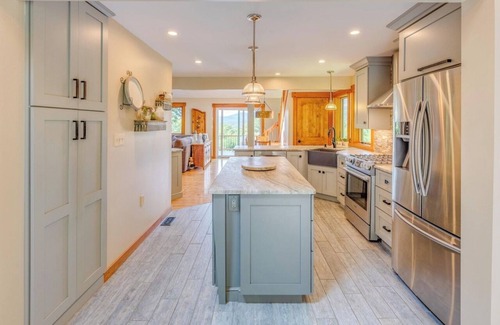 Thornton Casa | Waterville Wonderland - Entire home in Thornton, New Hampshire
