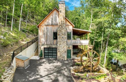 East Ellijay Casa | Waterwheel on the Cartecay