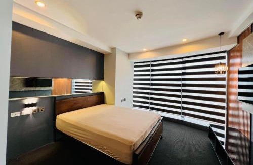 Poblacion District Apartamento | Watson's 2BR Executive Condo