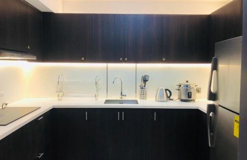 Poblacion District Apartamento | Watson's 2BR Executive Condo