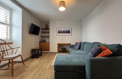 Limekilns Casa | Watt-A-View