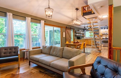 Spring City Casa | Watts Bar Tree House
