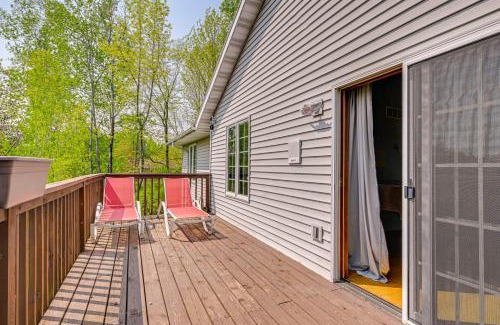 Rib Mountain Casa | Wausau Home with Deck Near Rib Mountain State Park!