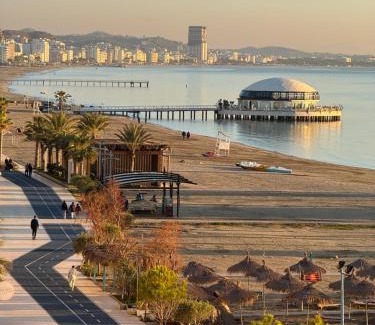 Durres Apartamento | Wave Beachfront Apartments