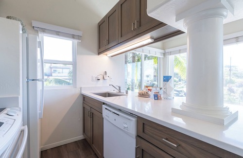 Del Mar Condominio | Wave Crest Resort