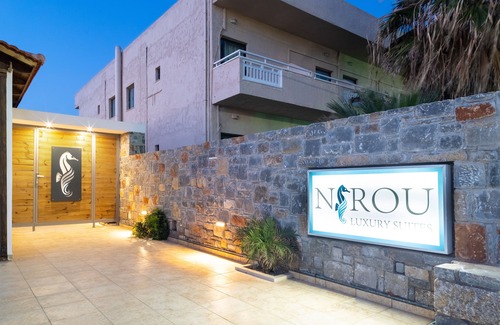 Kokkini Chani Apartamento | Wave Suite By the Sea