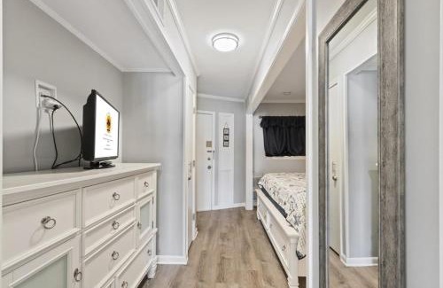 Folly Field Apartamento | Wave Watcher - HHBT Resort A218 condo
