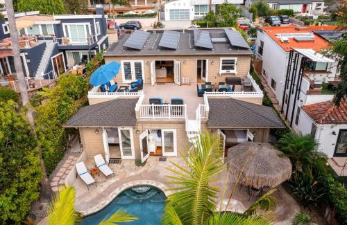 Solana Beach Casa | Wavebreak by AvantStay Close to BeachesSurfing