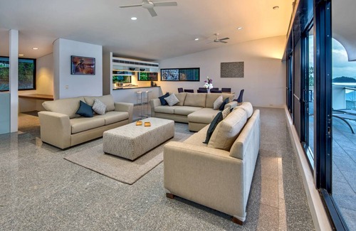 Hamilton Island Apartamento | Waves 5 Luxury Large Breathtaking Ocean Views Central Location