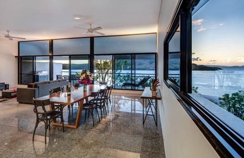 Hamilton Island Apartamento | Waves 6 Four Bedroom Breathtaking Ocean Views Central Location And Buggy