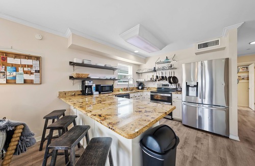 Gulf Shores Casa | Waves and Rays